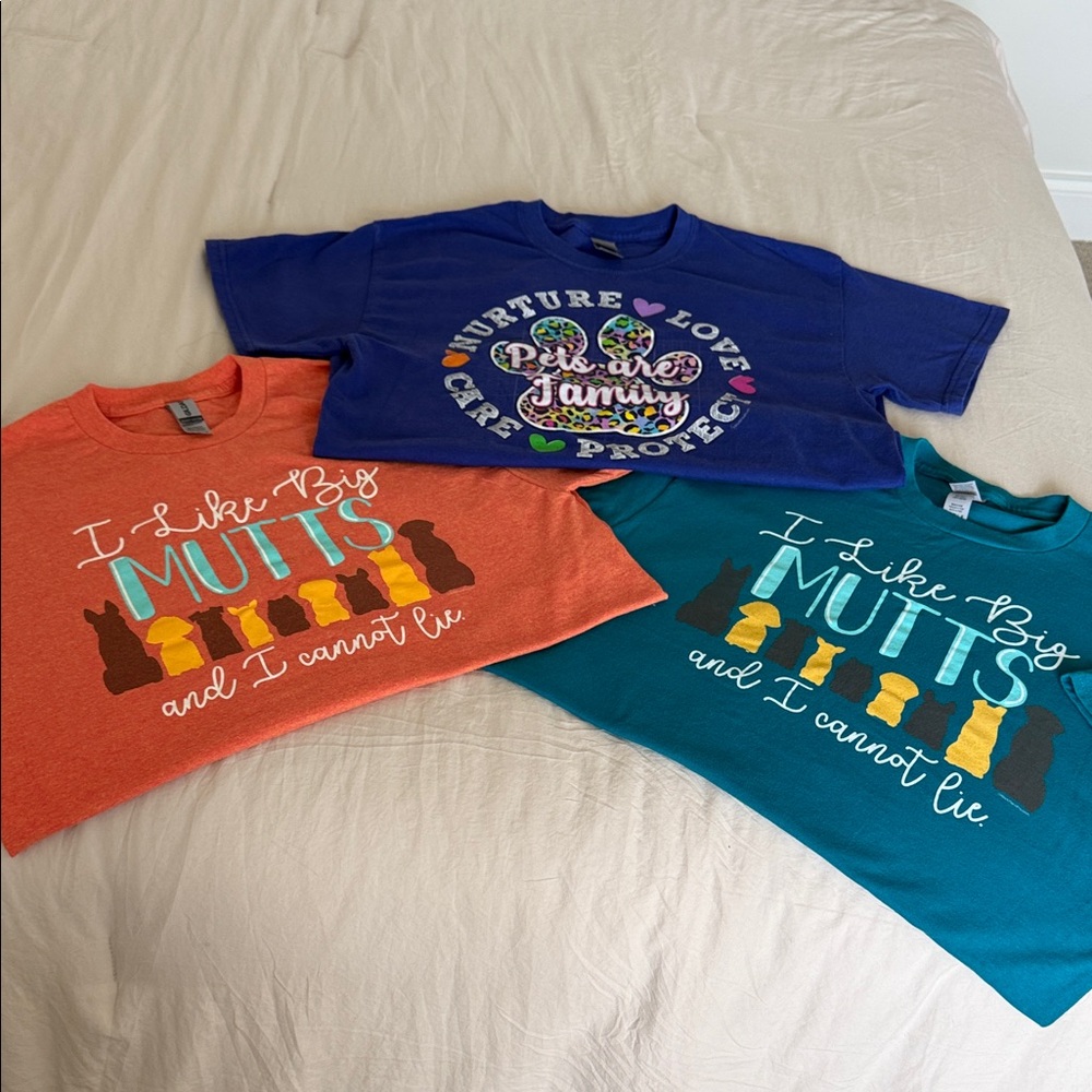 Womens / Pet-Dog Lovers Graphic Bundle of Tees